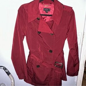 Vintage-Inspired Burgundy Trench Coat (Worthington, M) - Belted & Chic!